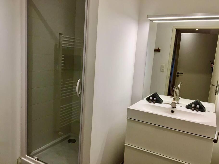 "Euzet" Joli Appartement A 2 Pas Du Centre Ville Sete Exterior photo